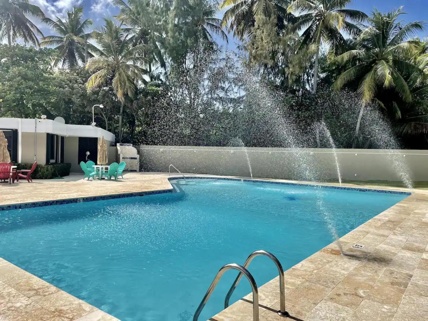 Blue Water Beach Villa Лукильо Екстериор снимка